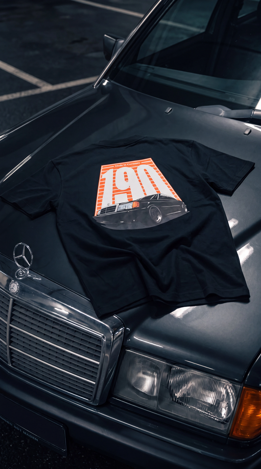KLASSIKWAGEN W201 MADE IN GERMANY - Oversized T-Shirt