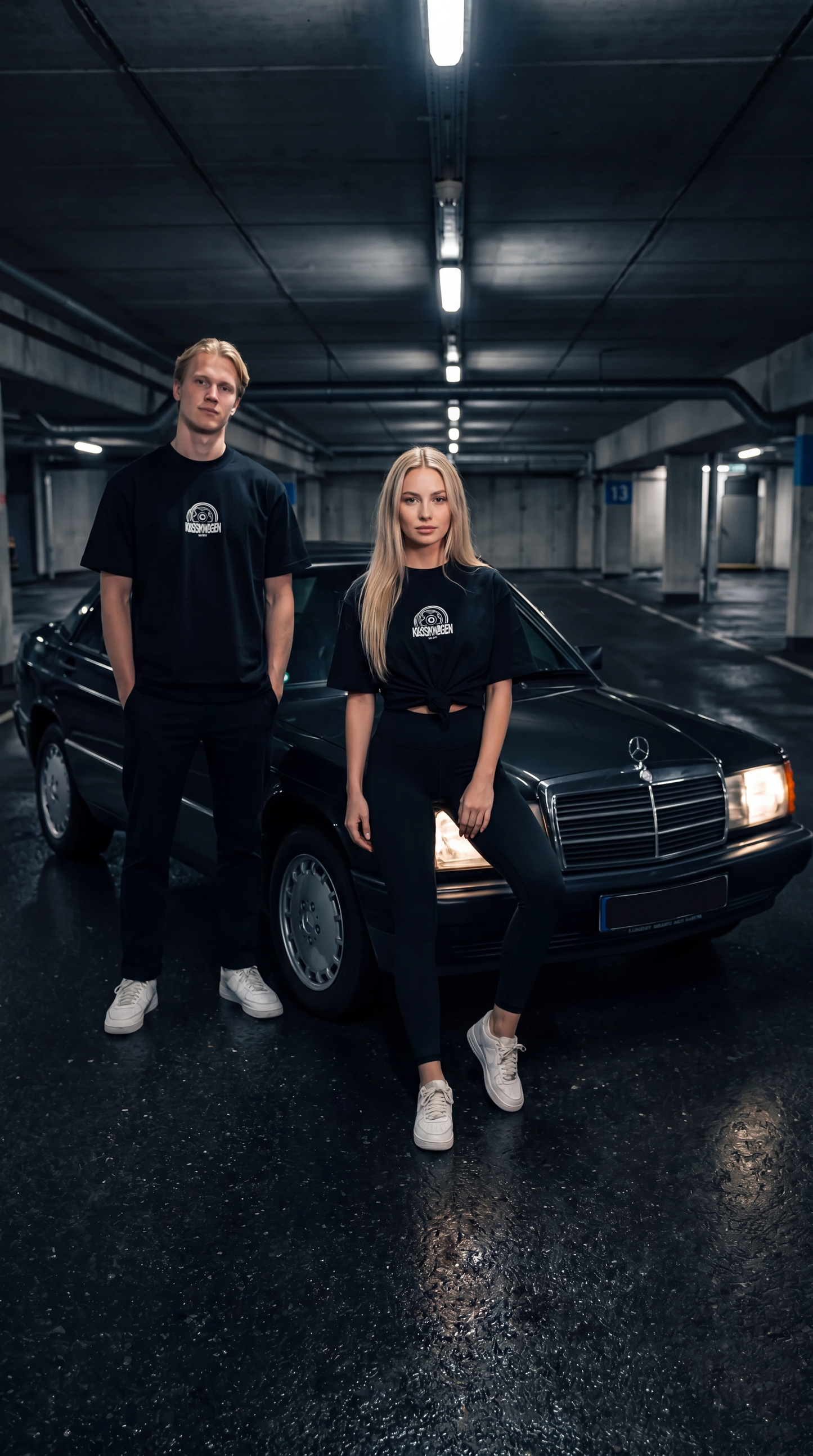 KLASSIKWAGEN W201 MADE IN GERMANY - Oversized T-Shirt